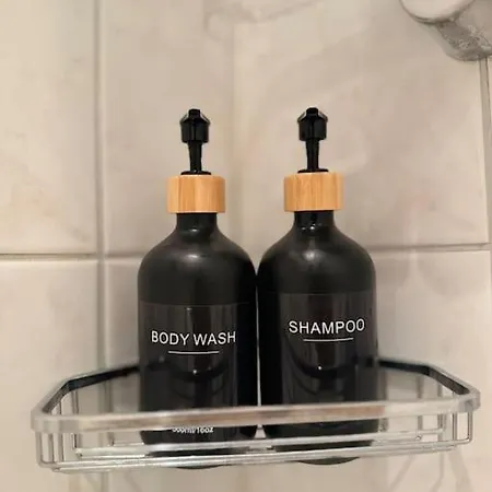 Gemuetliches & Modernes Inklusive Gratis Parkplatz Lägenhet