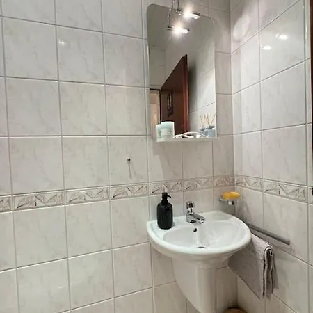 Appartement Gemuetliches & Modernes Inklusive Gratis Parkplatz *