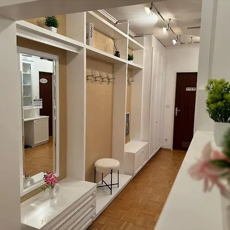 Gemuetliches & Modernes Inklusive Gratis Parkplatz Apartment