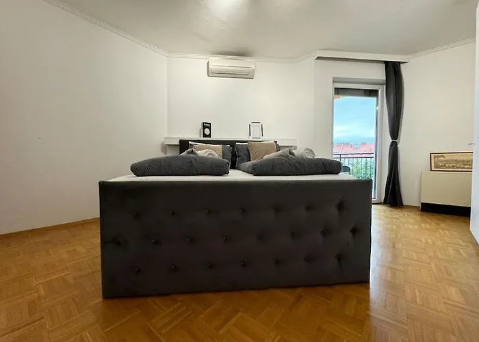 Gemuetliches & Modernes Inklusive Gratis Parkplatz 그라츠