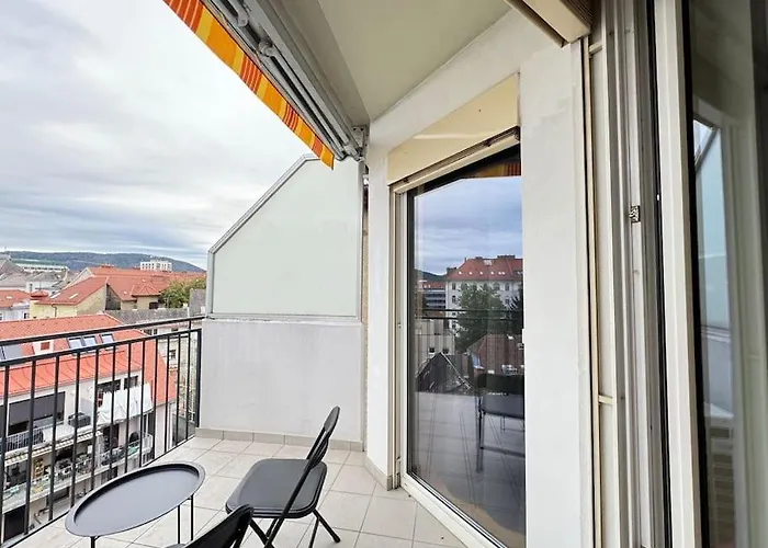 Gemuetliches & Modernes Inklusive Gratis Parkplatz 그라츠